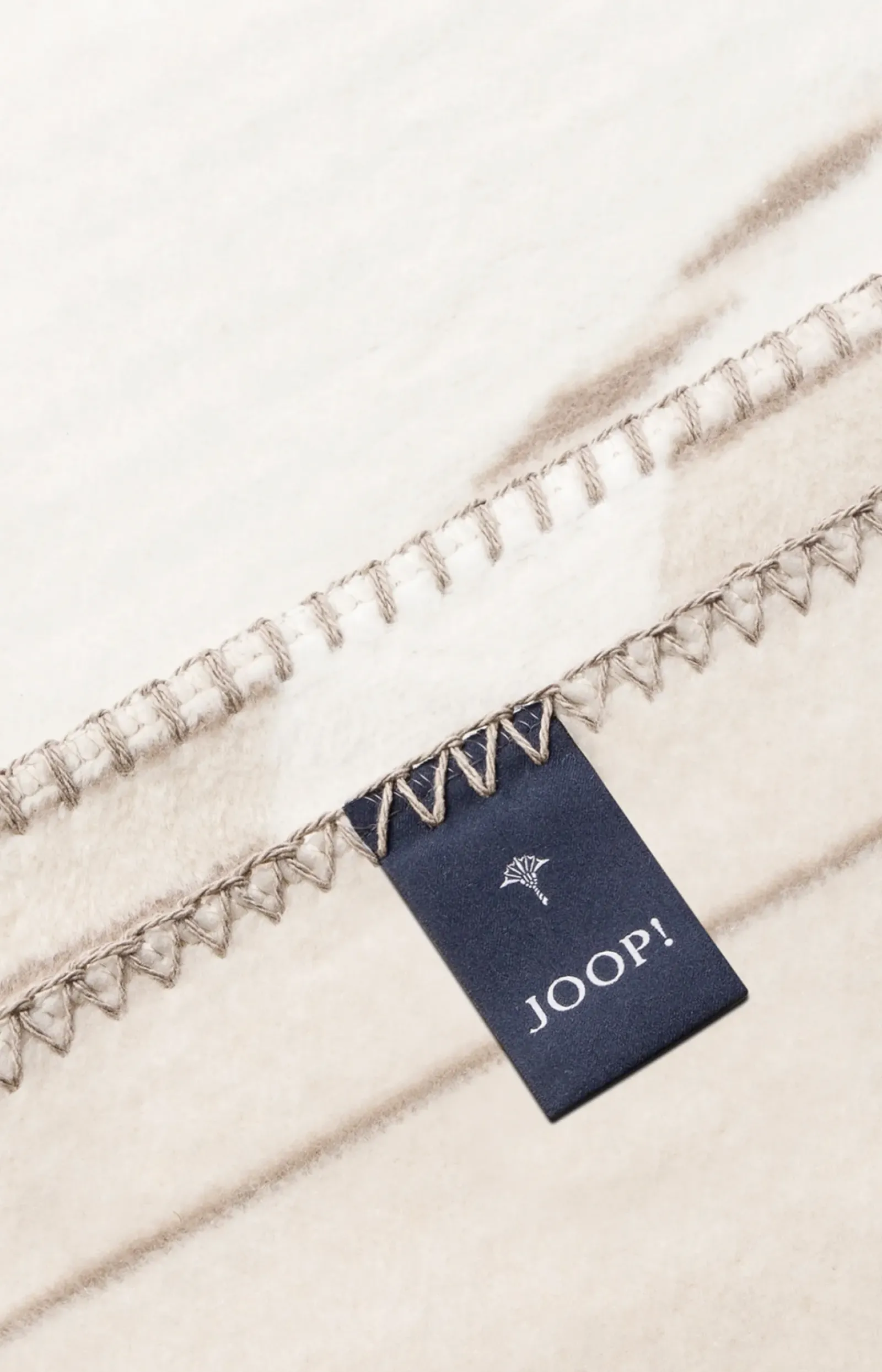 JOOP! Plaids & Decken>Wohndecke LEAF in